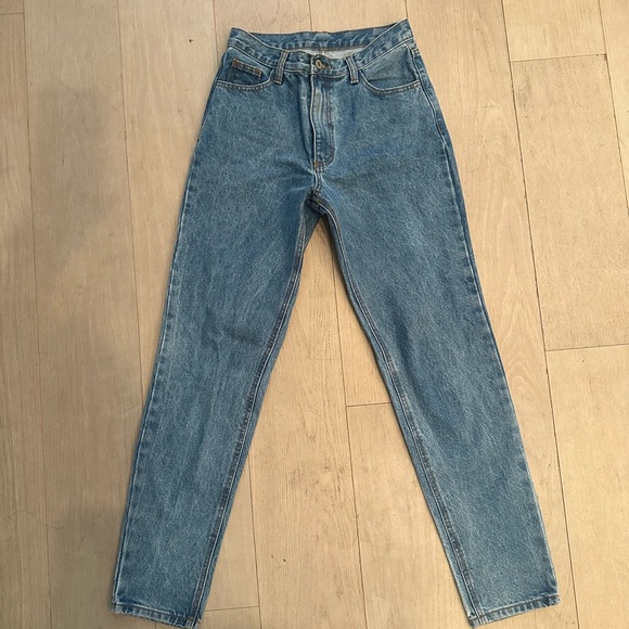 Brandy Melville Jeans Brandy Melville Eliana Medium Wash Jeans Poshmark